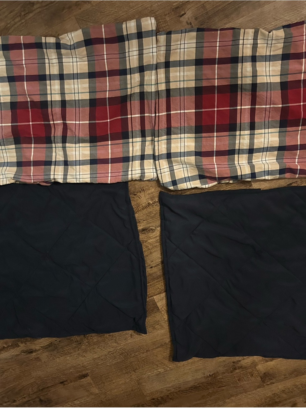 Pottery Barn Teen Boys Quilt, Shams and Duvet Set